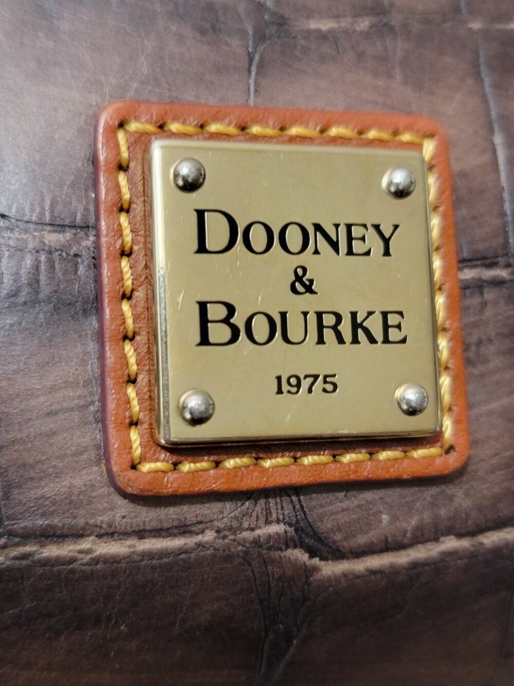 Dooney & Bourke Denison Mini Janine Satchel Brown Croc Embossed Leather Bag - Picture 3 of 9